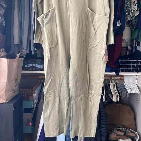 Free People Long Sleeve Onesie With Thumbholes and Hood Size L - Picture 5 of 9